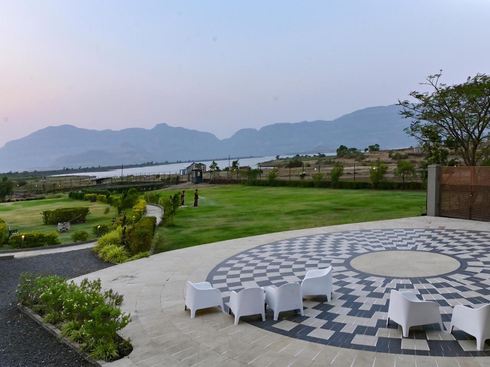 Saj By The Lake, Malshej Ghat Exteriör bild